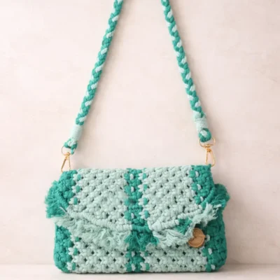 Small Mint Green Macrame Purse