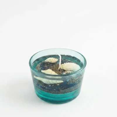 Ocean-Themed Gel and Wax Scented Handcrafted Candle with Realistic Shells – Blue Sea Candle