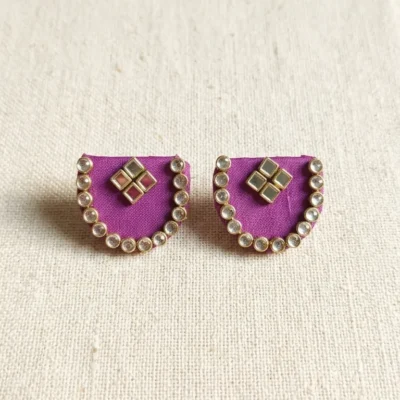 petal-pink-scallop-stud-earrings-handmade-kundan-mirror-prama